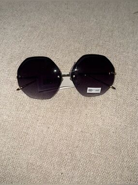 City Shades Women's Octagon Sunglasses